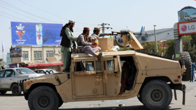 Οι Ταλιμπάν με εξοπλισμό των ΗΠΑ στην Κανταχάρ του Αφγανιστάν - Αύγουστος 2021