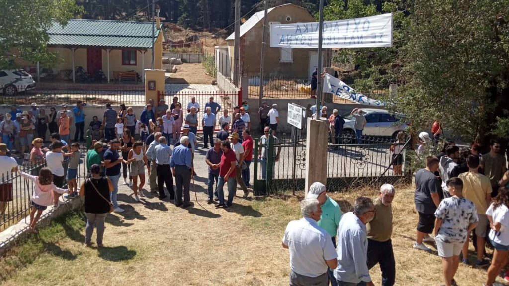 Μαζική κινητοποίηση στο Γολέμι Αχαΐας ενάντια στα σχέδια για εγκατάσταση ανεμογεννητριών 16/8/21