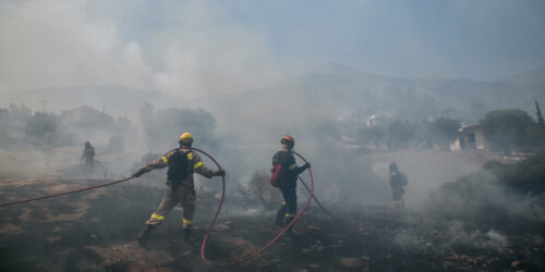 Πυρκαγιά στη περιοχή Μαρκάτι Κερατέας. .Δευτέρα 16 Αυγούστου 2021