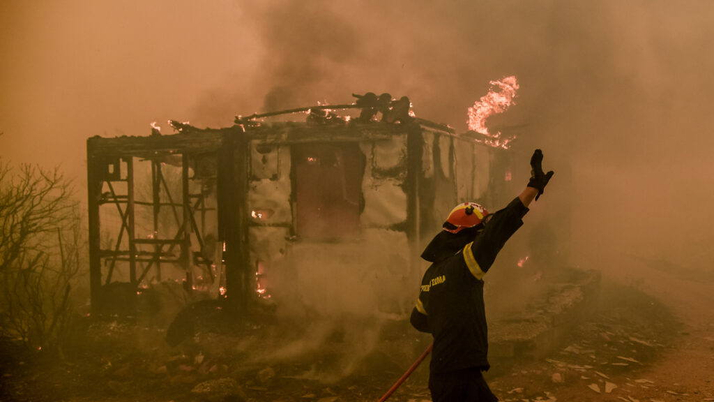 Πυρκαγιά στα Βίλια, Αττικής
