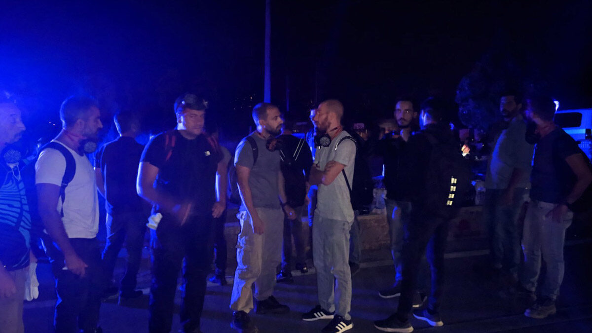 Πυρκαγιά στα Βίλια, Αττικής - Εθελοντές φίλοι και μέλη του ΚΚΕ - 18-19/8/2021