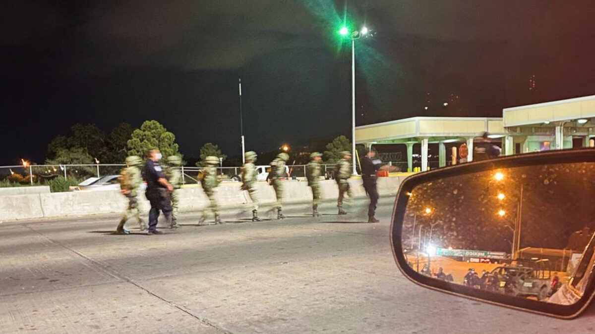 στρατιώτες από το μεξικό στο ελ πάσο