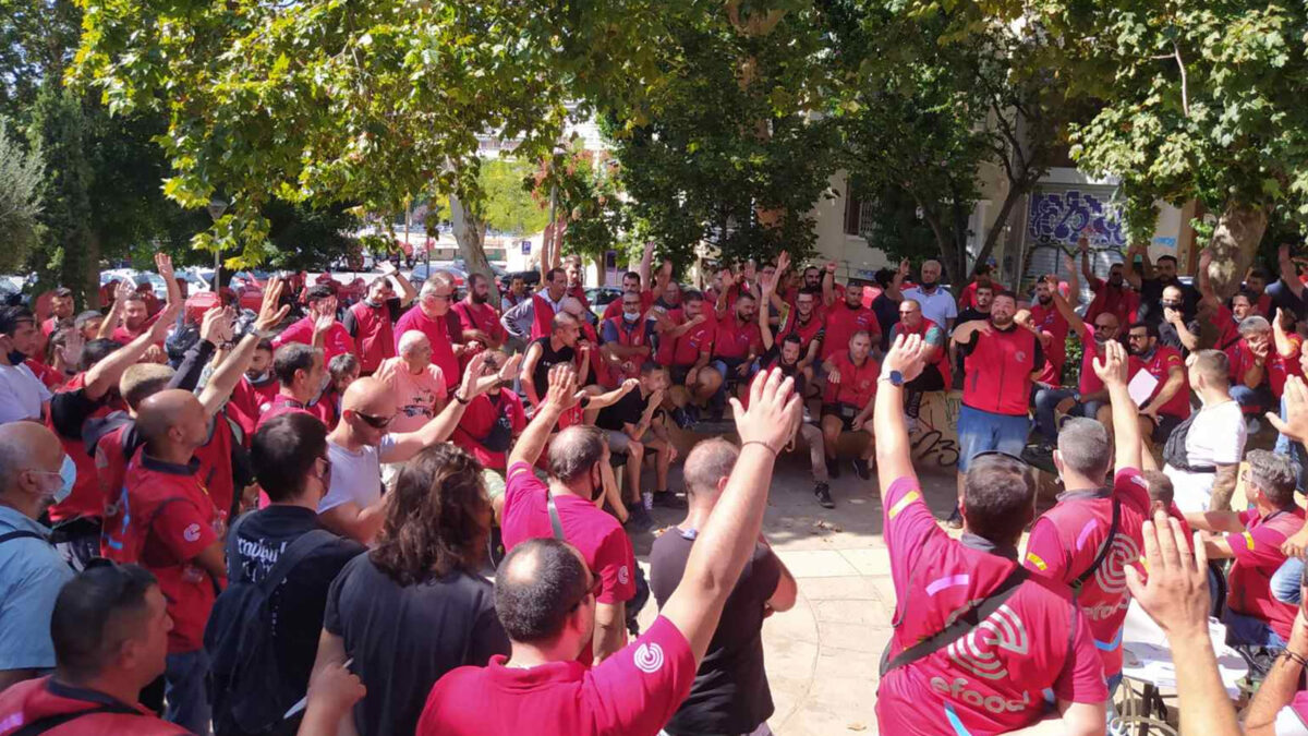 Γενική Συνέλευση εργαζόμενων στις ταχυμεταφορές e-food στη Θεσσαλονίκη - Ψηφίζουν ΥΠΕΡ της στάσης εργασίας που έχει προκηρύξει το Συνδικάτο Επισιτισμού Τουρισμού (ΣΕΤΕΠΕ) - 20/9/2021
