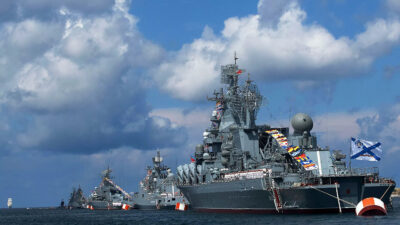 Ρωσικά πολεμικά πλοία στη Μαύρη Θάλασσα