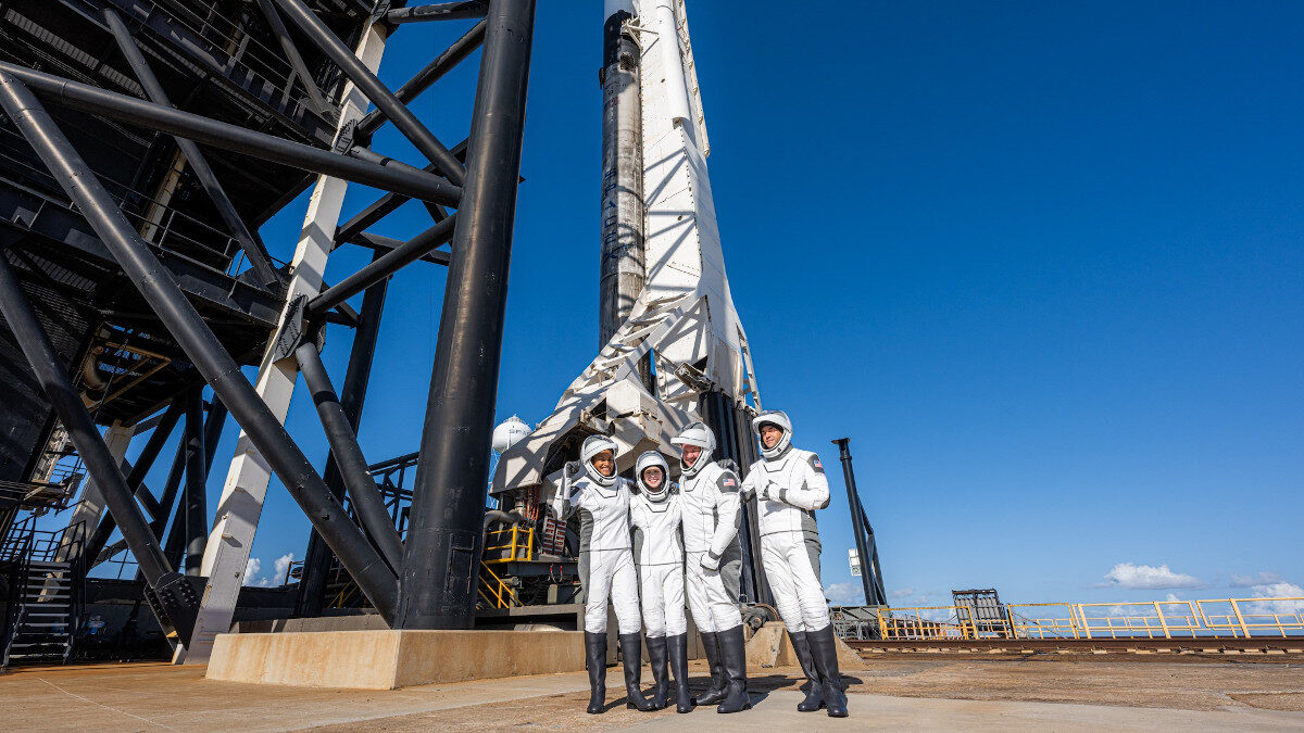 Πρώτη πτήση στο διάστημα με πολίτες από την Space-x