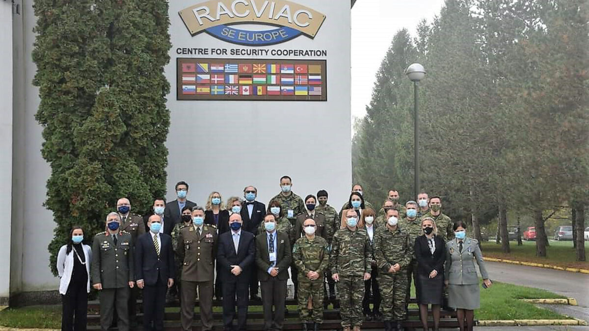 Σχολείο «Στρατηγικής Επικοινωνίας» απο την κινητή ομάδα εκπαίδευσης του Πολυεθνικού Κέντρου Εκπαίδευσης Επιχειρήσεων Υποστήριξης της Ειρήνης (ΠΚΕΕΥΕ) του ΓΕΕΘΑ - RACVIAC, Ζάγκρεμπ, Κροατίας - Οκτώβρης 2021