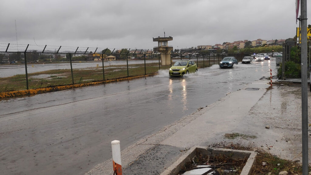 Κακοκαιρία Αθηνά έχει πλήξει τα νησιά του Ιονίου και την Ήπειρο ως το πρωί 8/10/2021