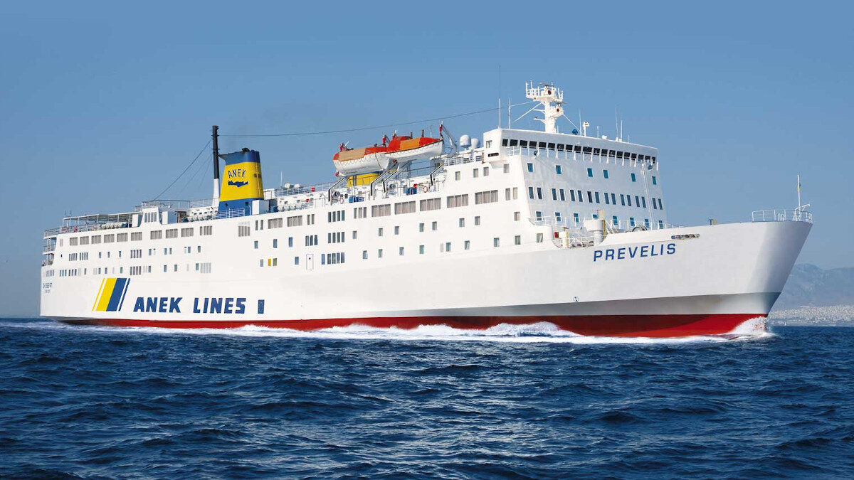 Το επιβατηγό οχηματαγωγό πλοίο "Πρέβελης"