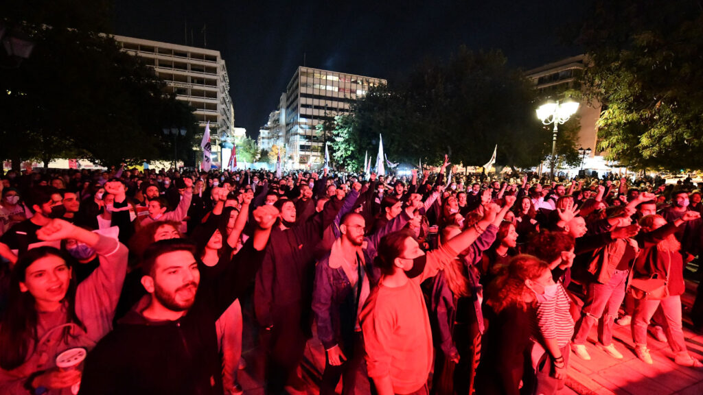 7 Οκτώβρη 2021 - Μεγάλη αντιφασιστική συναυλία: «Δεν ξεχνάμε! Το φασισμό και το σύστημα που τον γεννά πολεμάμε!»