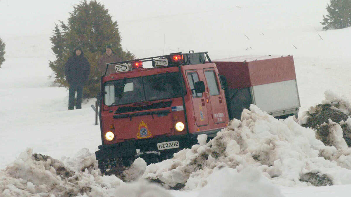 Ερπυστριοφόρο Πυροσβεστικού Σώματος - Χιονοστιβάδα σε Μαίναλο - Αρκαδία 2005