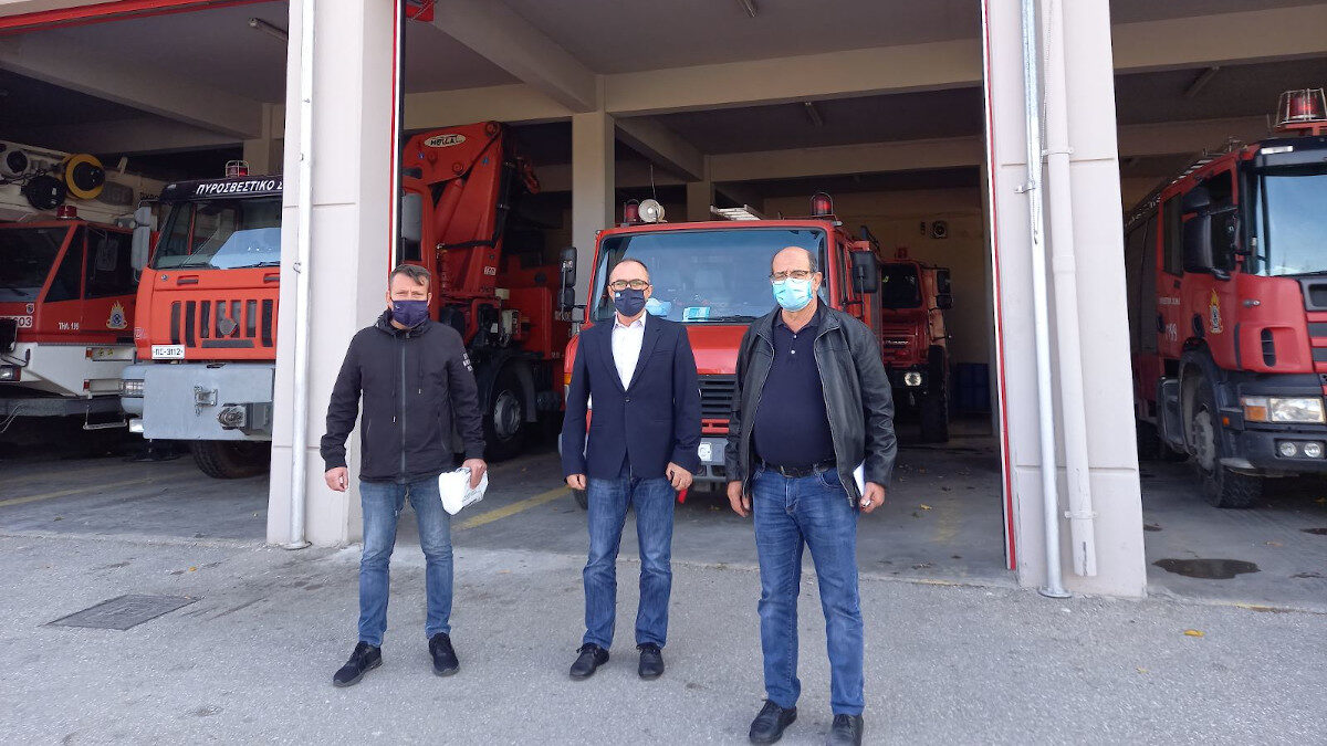 Αντιπροσωπεία του ΚΚΕ στον 6ο Πυροσβεστικό Σταθμό
