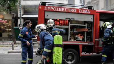 Πυρκαγιά σε καμινάδα ισόγειου εστιατορίου στην Αθήνα, Πέμπτη 18 Νοεμβρίου 2021