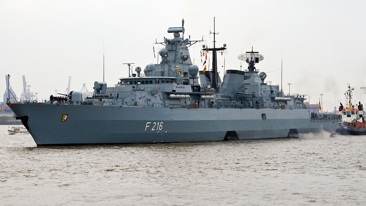Η Φρεγάτα "Schleswig-Holstein" (F 216) του Πολεμικού Ναυτικού της Γερμανίας