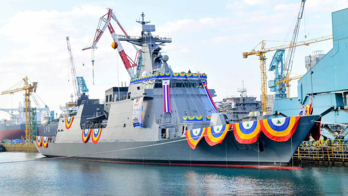 Η τελευταία Φρεγάτα που παρέλαβε το Πολεμικό ναυτικό των Φιλιππίνων στις 8 Νοέμβρη 2019 από τα ναυπηγεία Hyundai Heavy Industries