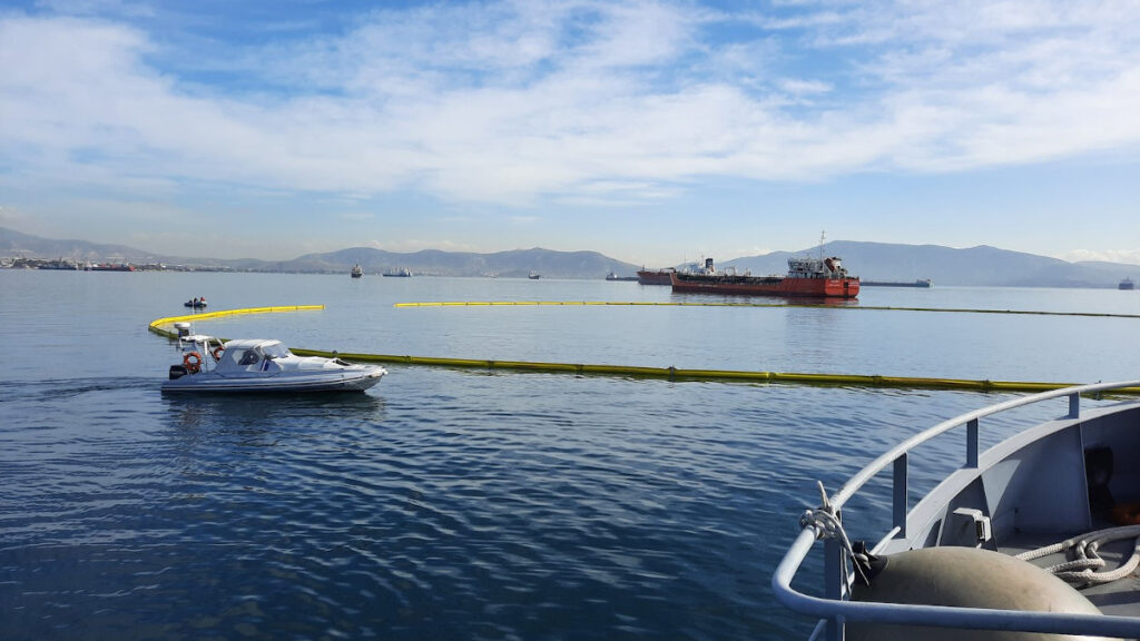 Άσκηση αντιμετώπισης περιστατικού θαλάσσιας ρύπανσης με την ονομασία «ΙΠΠΟΚΑΜΠΟΣ IV 2021» στον Κόλπο της Ελευσίνας από το Λιμενικό Σώμα