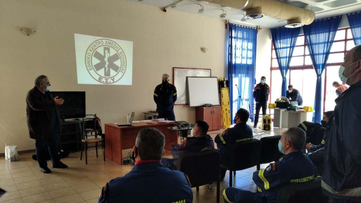 Επίσκεψη αντιπροσωπείας του ΚΚΕ στους Πυροσβεστικούς Σταθμούς της Λάρισας, τον κεντρικό Π.Σ, τον 3ο Π.Σ, την ΕΜΑΚ της Λάρισας και τον Πυροσβεστικό Σταθμό Ελασσόνας