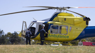 Ελικόπτερο - ασθενοφόρο στην Τασμανία, Αυστραλία στη σχολική γιορτή όπου έγινε τραγικό δυστύχημα - Δεκέμβρης 2021