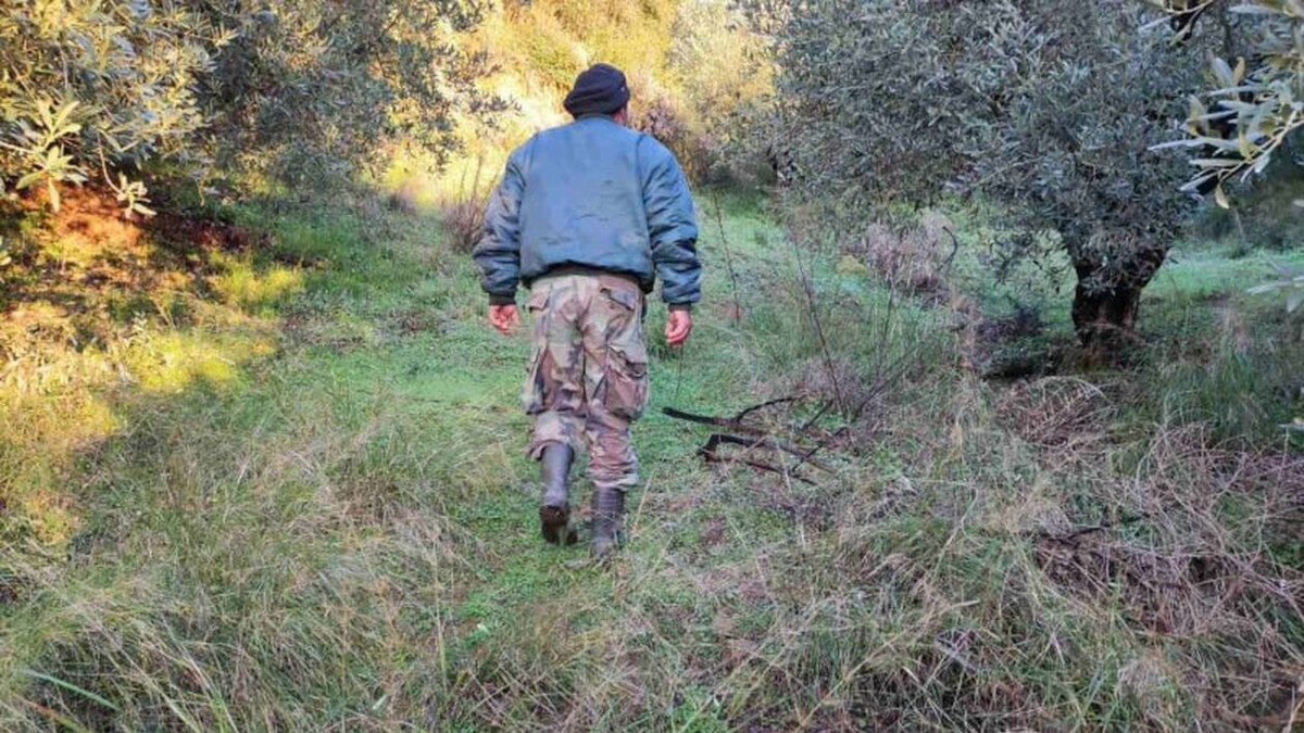 Από το σημείο που ο 16χρονος πυροβόλησε το θείο του στην Άρτα