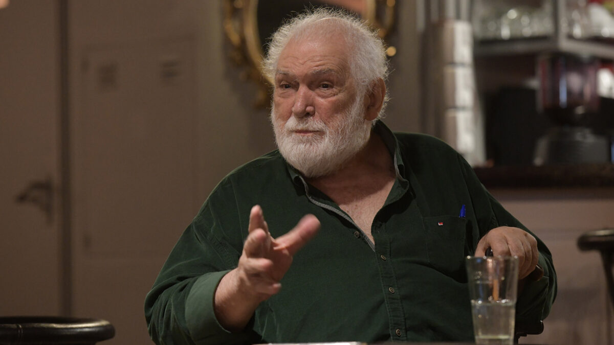 Ο Ηθοποιός Κώστας Καζάκος