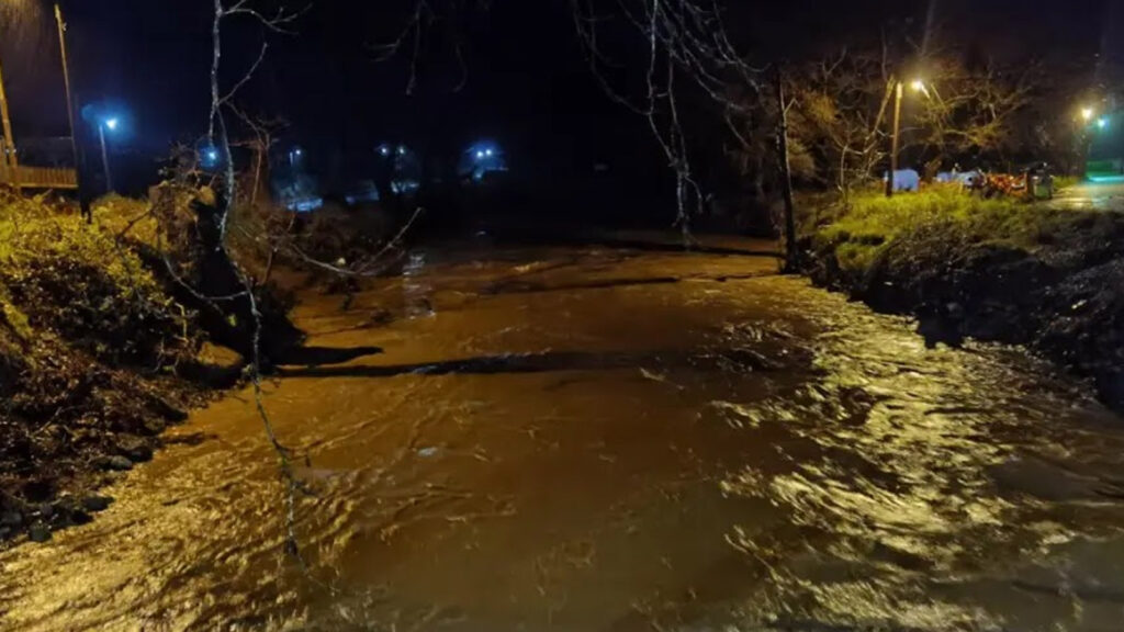 Πλημμύρες - Προβλήματα στην Εύβοια από την έλλειψη υποδομών και την κακοκαιρία Διομήδης