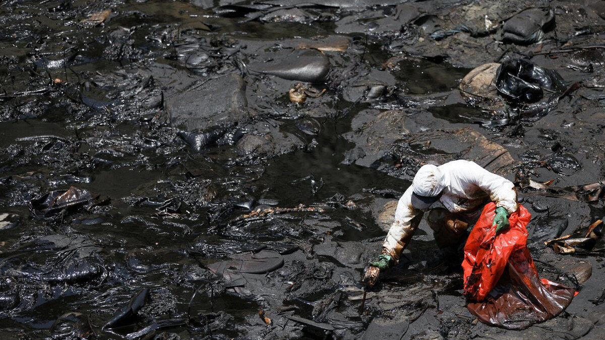 Τεράστοια οικολογική καταστροφή στο Περού μετά από διαρροή πετρελαίου της Repsol