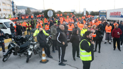 Εργαζόμενοι στην Cosco σε Απεργία, Δευτέρα 7 Φλεβάρη 2022