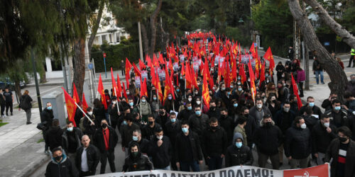 Συγκέντρωση στη Ρώσικη Πρεσβεία στην Αθήνα και πορεία στην Πρεσβεία των ΗΠΑ - 25/02/2022 - ΚΚΕ - ΚΝΕ
