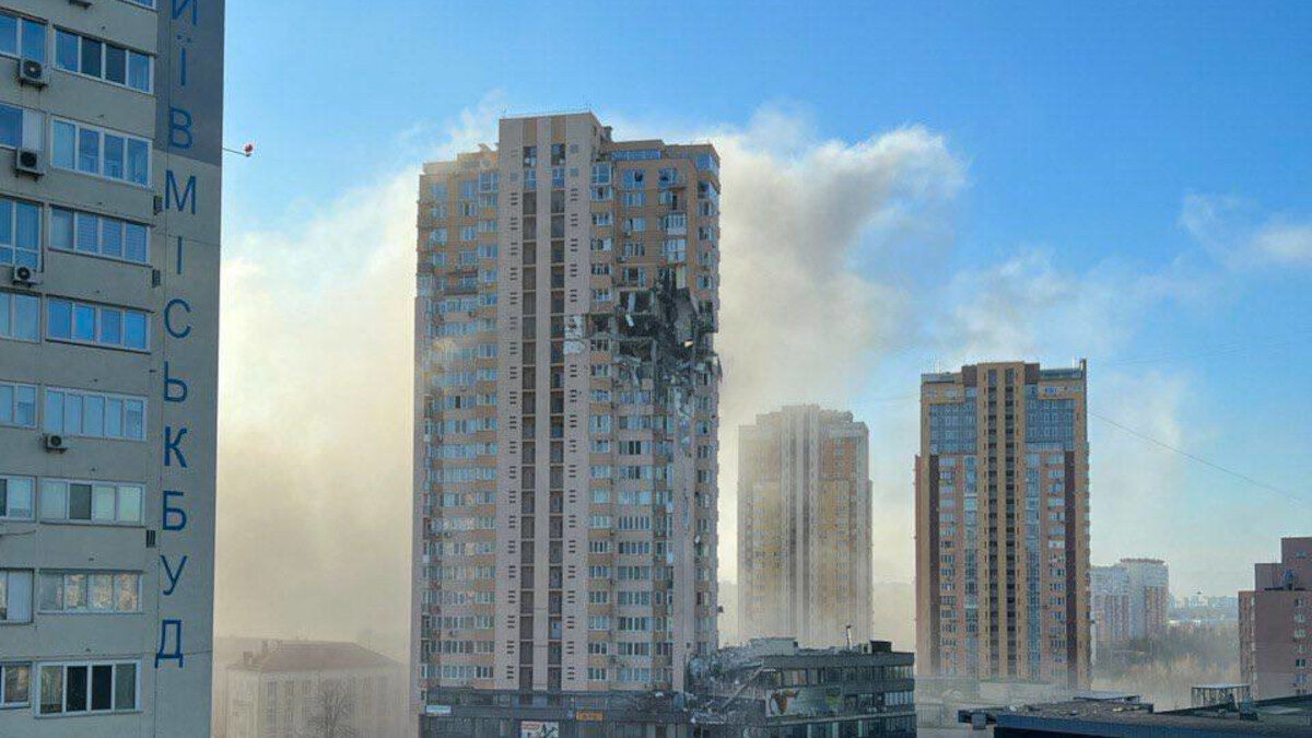 Πολυκατοικία Κίεβο βομβαρδισμός Ρωσία πόλεμος