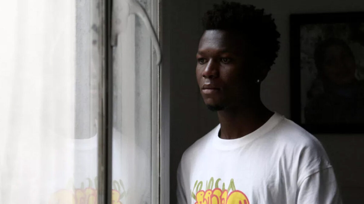 Ο μαθητής της Γ΄ τάξης του 1ου ΓΕΛ Αγ. Δημητρίου, Σαϊντού Καμαρά, που το Υπουργείο Μετανάστευσης του αρνείται το καθεστώς Ασύλου - Μάρτιος 2022