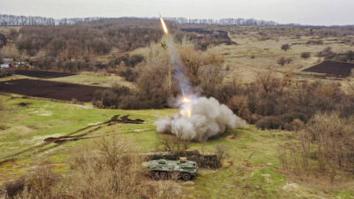 Εκτόξευση πυραύλου από το Ρωσικό Στρατό στην Ουκρανία