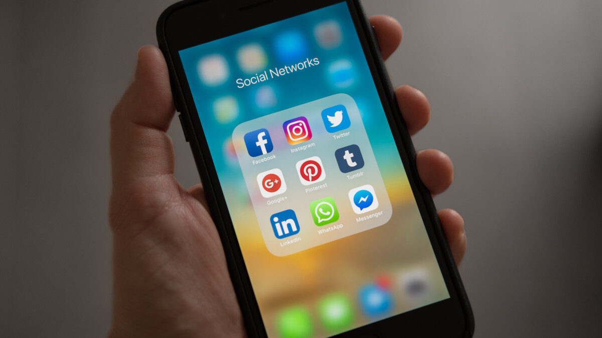 Μέσα Κοινωνικής Δικτύωσης (ΜΚΔ) - facebook - twitter - instagram - social media