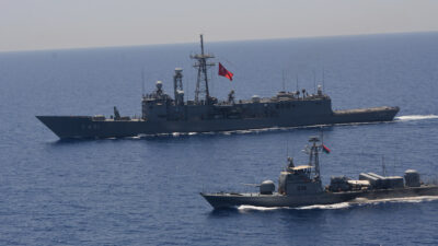 Πολεμικό πλοίο των ΗΠΑ συμμετέχει σε τουρκική αποβατική άσκηση