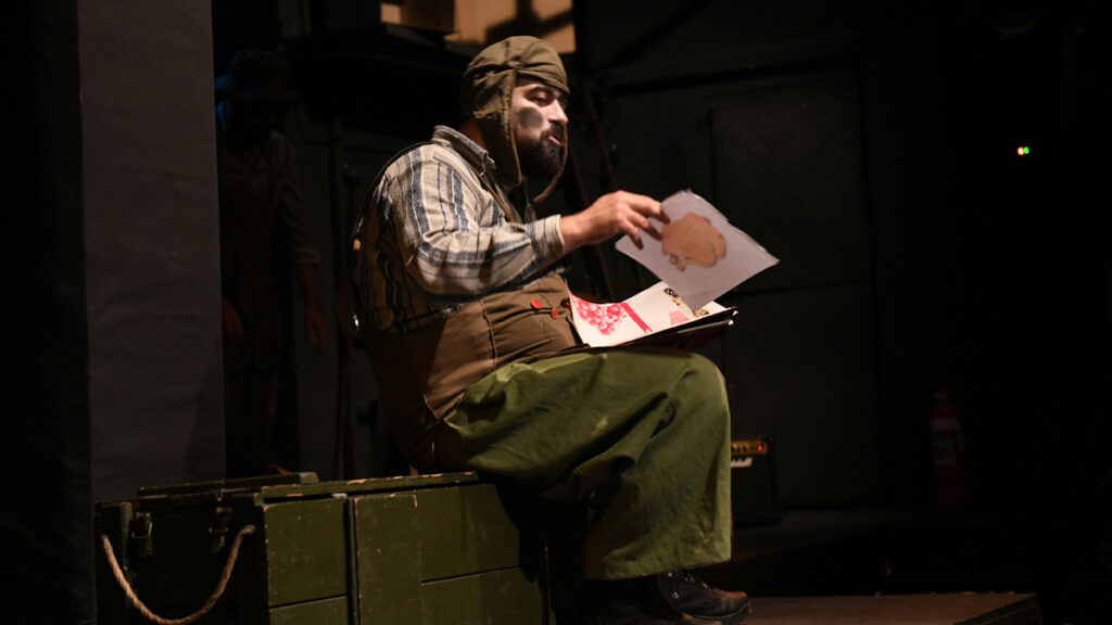 Θέατρο Βαφείο - Λάκης Καραλής: «Trio Lumpen - Η φράουλα»