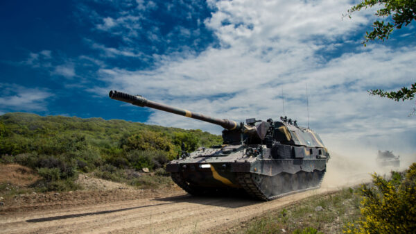 Το Α/Κ πυροβόλο PzH 2000GR του ελληνικού Πυροβολικού - Στρατός - Ένοπλες Δυνάμεις