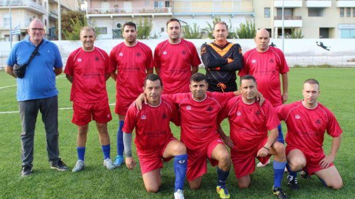 Η ομάδα ποδοσφαίρου "Επίλεκτων Λιμενικού Ραφήνας"