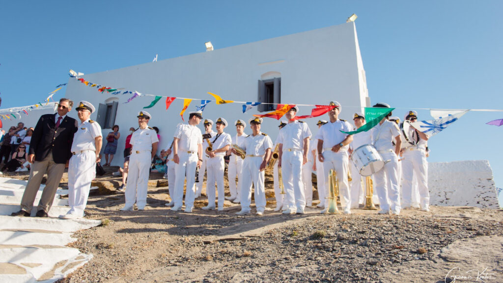Φιλαρμονική Λιμενικού Σώματος: Συναυλία στην κεντρική πλατεία της Απολλωνίας / Εορτή της Αναλήψεως στην Σίφνο - 01/06/2022