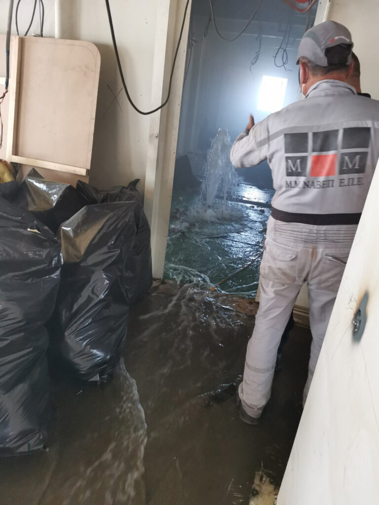 Ναυπηγοεπισκευαστική Ζώνη Περάματος: Πυρκαγιά στο πλοίο «Andros Queen» - 21/06/2022