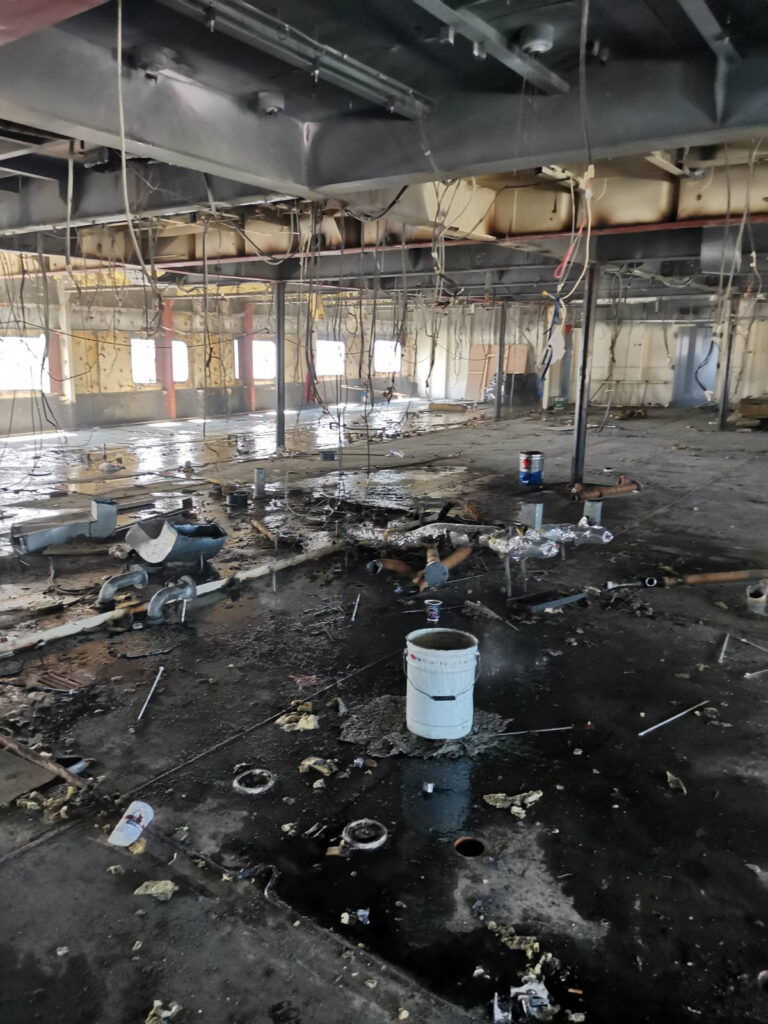 Ναυπηγοεπισκευαστική Ζώνη Περάματος: Πυρκαγιά στο πλοίο «Andros Queen» - 21/06/2022