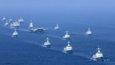 Πλοία του Πολεμικού Ναυτικού της Κίνας σε σχηματισμό