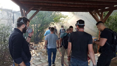 Πυρκαγιά στην Πεντέλη: Στη μάχη μέλη και φίλοι του ΚΚΕ