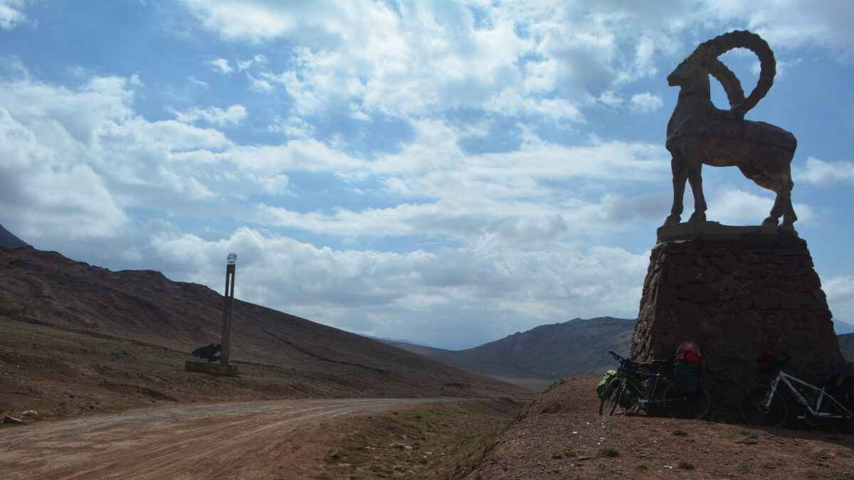 Στα σύνορα μεταξύ Τατζικιστάν και Κιργιστάν