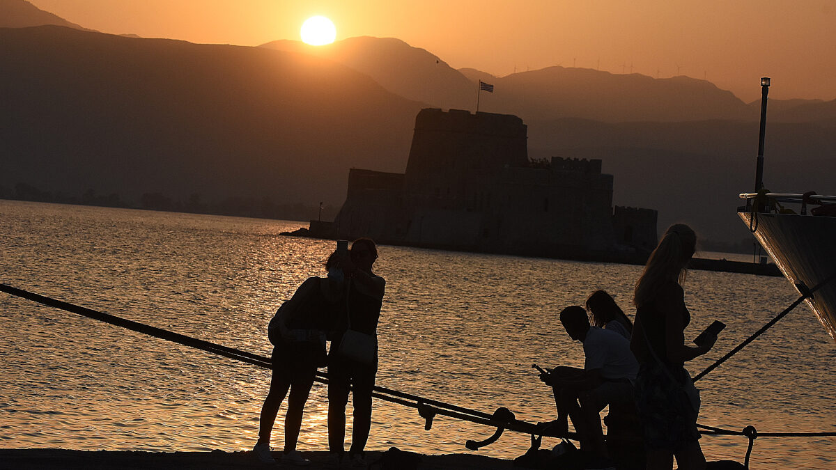 Καλοκαιρινές διακοπές: Όνειρο θερινής νυκτός για τους περισσότερους