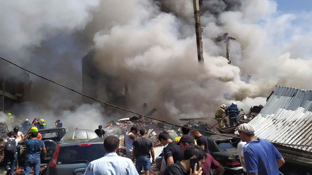 Έκρηξη σε εμπορικό κέντρο στην Αρμενία / Πηγή: Associated Press