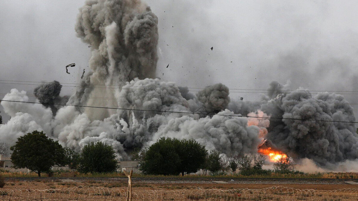 Βομβαρδισμός από τουρκικό πυροβολικό στο Κομπάνι της Συρίας
