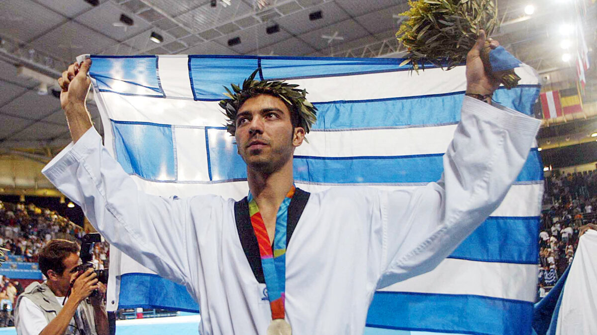 ΕΦΥΓΕ ΑΠΟ ΤΗΝ ΖΩΗ Ο ΟΛΥΜΠΙΟΝΙΚΗΣ ΤΟΥ ΤΑΕ ΚΒΟΝ ΝΤΟ ΚΑΙ ΑΝΑΠΛΗΡΩΤΗΣ ΕΚΠΡΟΣΩΠΟΣ ΤΥΠΟΥ ΤΟΥ ΣΥΡΙΖΑ ΑΛΕΞΑΝΔΡΟΣ ΝΙΚΟΛΑΙΔΗΣ. (ΦΩΤΟΓΡΑΦΙΕΣ ΑΡΧΕΙΟΥ)