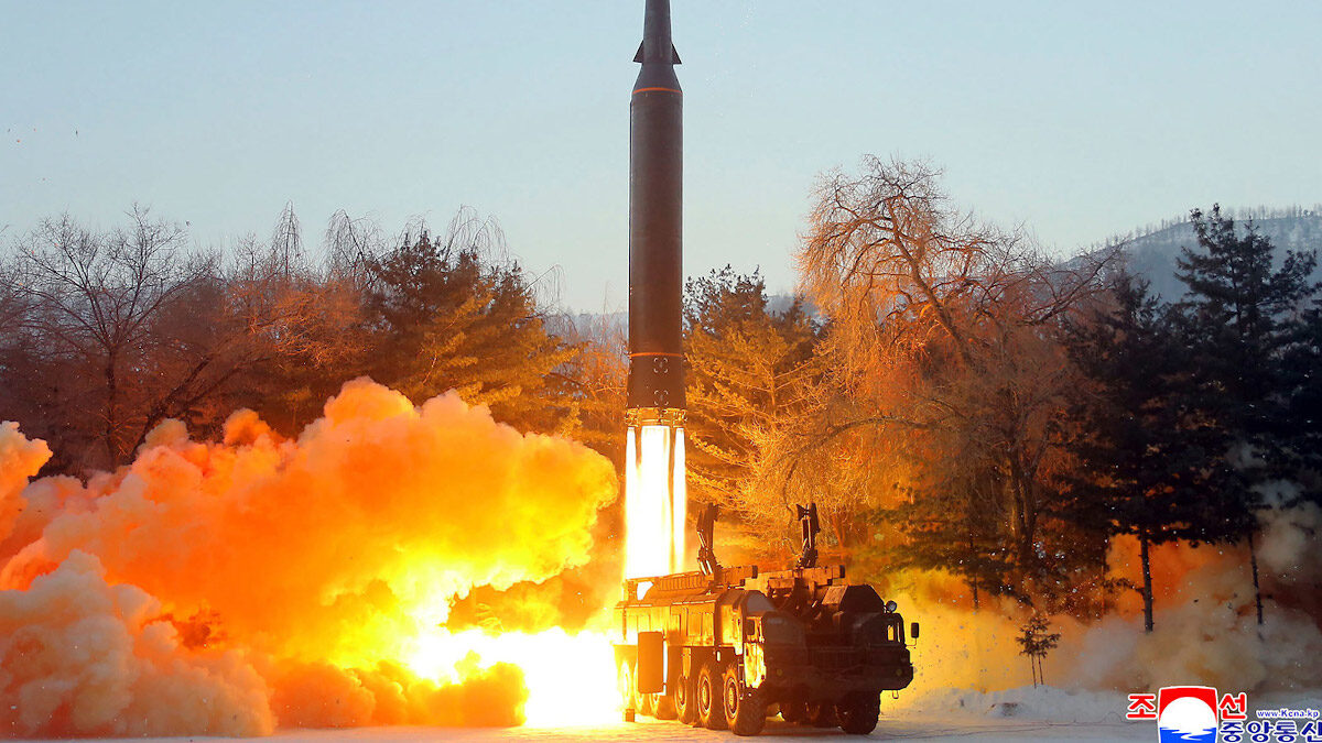 Δοκιμαστική εκτόξευση στρατηγικού πυραύλου Κρουζ μεγάλου βεληνεκούς από τις ένοπλες δυνάμεις της Βορείου Κορέας