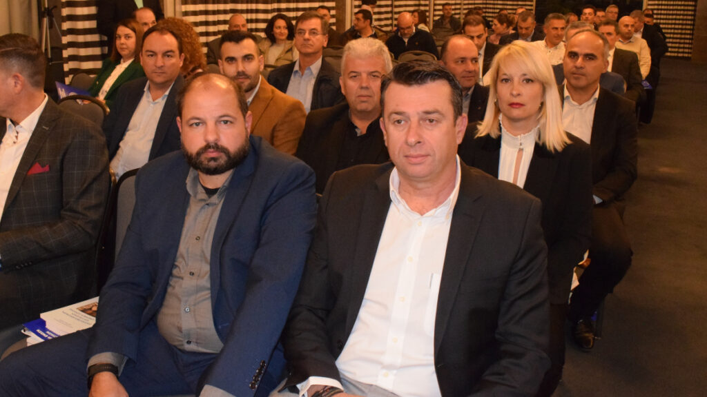 Η Πανελλήνια Ομοσπονδία Λιμενικών (ΠΟΛ) συμμετείχε και χαιρέτησε στο 15ο Συνέδριο της Πανελλήνιας Ένωσης Αξιωματικών Λιμενικού Σώματος (ΠΕΑΛΣ)