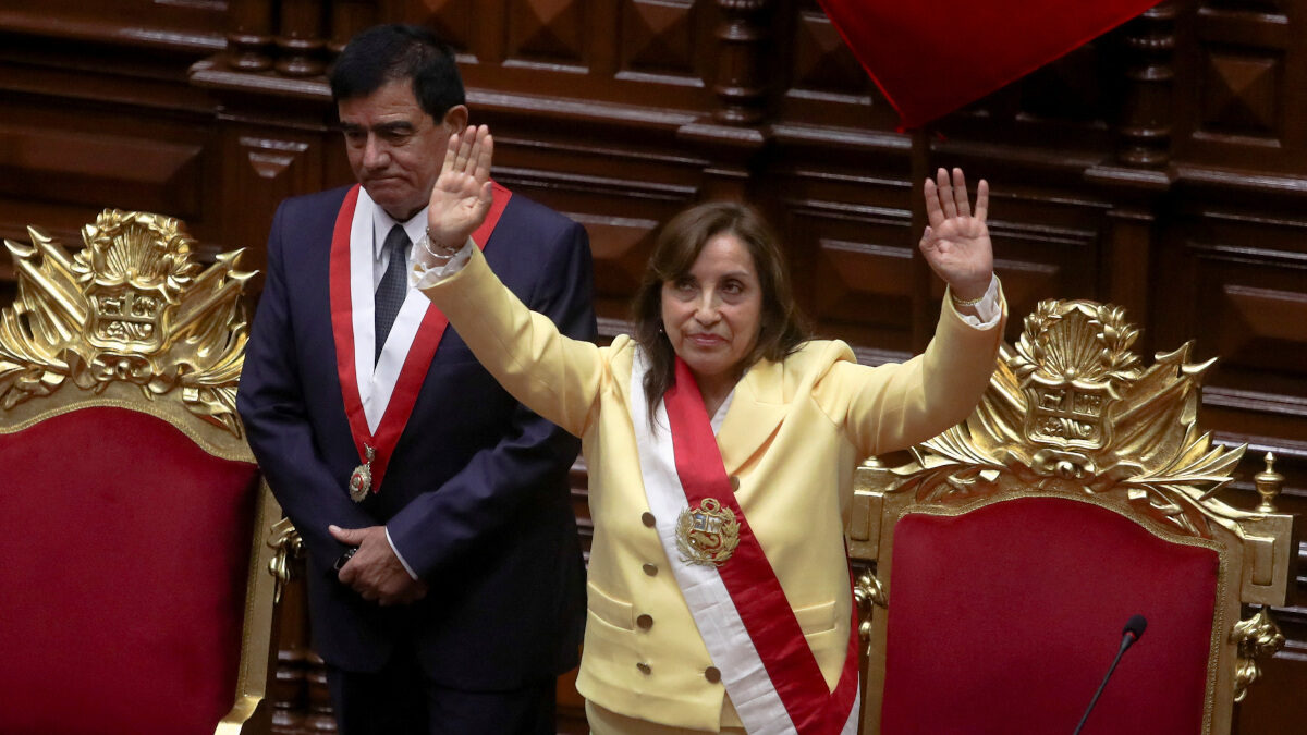 Περού: Η Ντίνα Μπολουάρτε ορκίστηκε νέα αρχηγός του κράτους - 07/12/2022