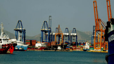 Λιμάνι Πειραιά - ΣΕΜΠΟ - Ρυμουλκά - Δραπετσώνα