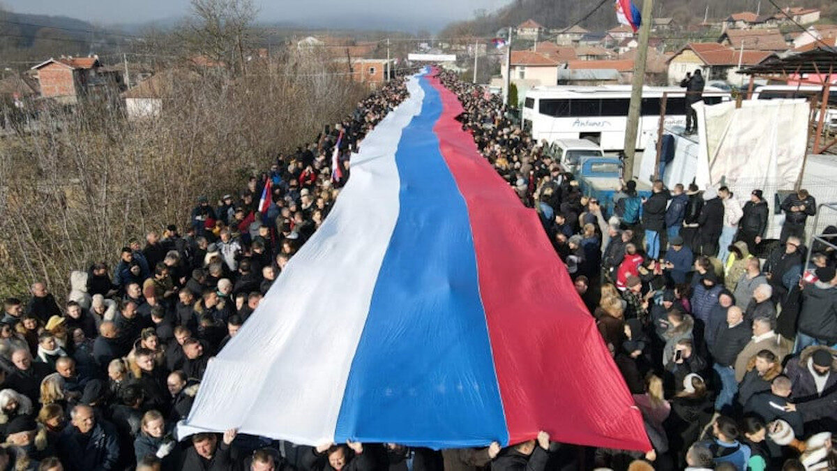ΚΟΣΟΒΟ - Διαδήλωση Σέρβων στο χωριό Ρούνταρε